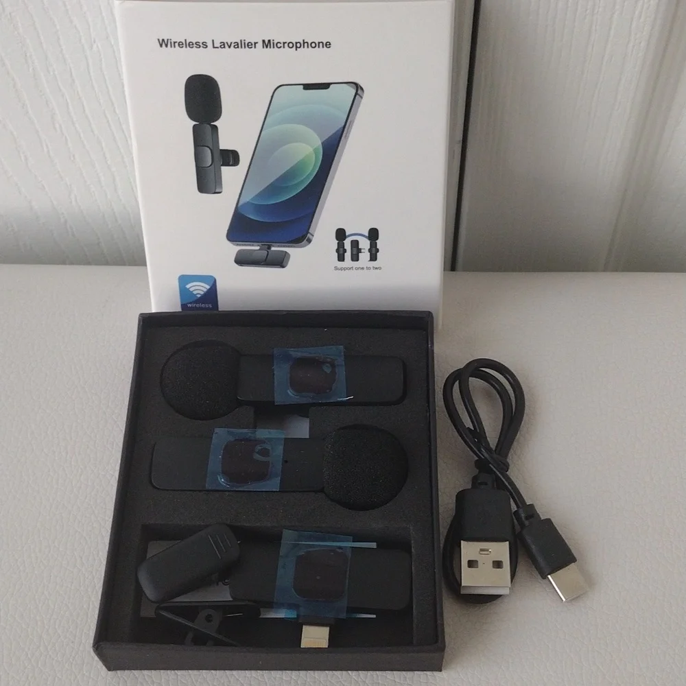 Wireless Lavalier Microphone for Smartphones